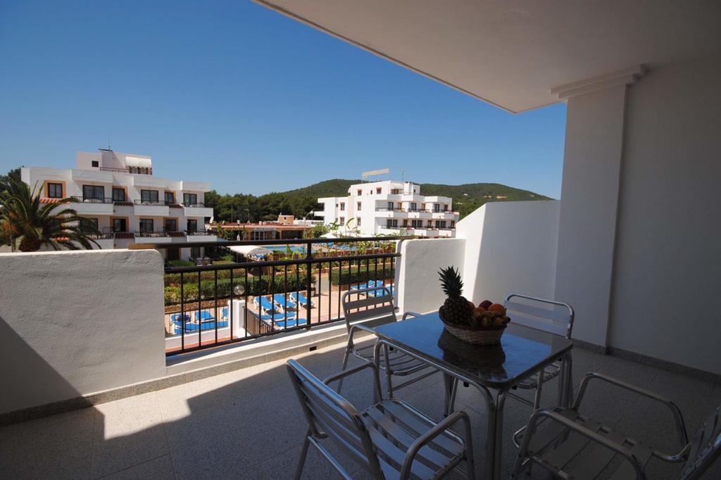 Casa Luis Apartments Santa Eularia des Riu Oda fotoğraf