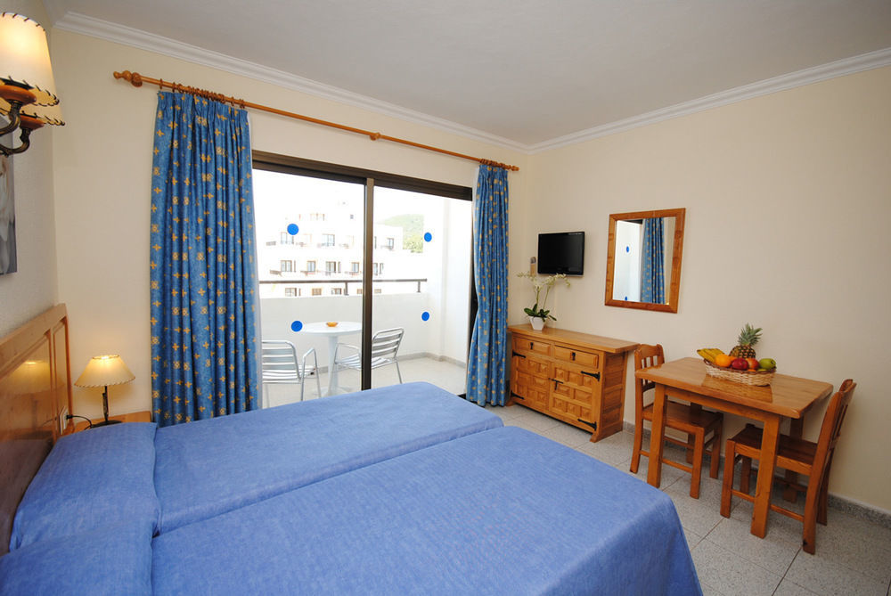 Casa Luis Apartments Santa Eularia des Riu Dış mekan fotoğraf