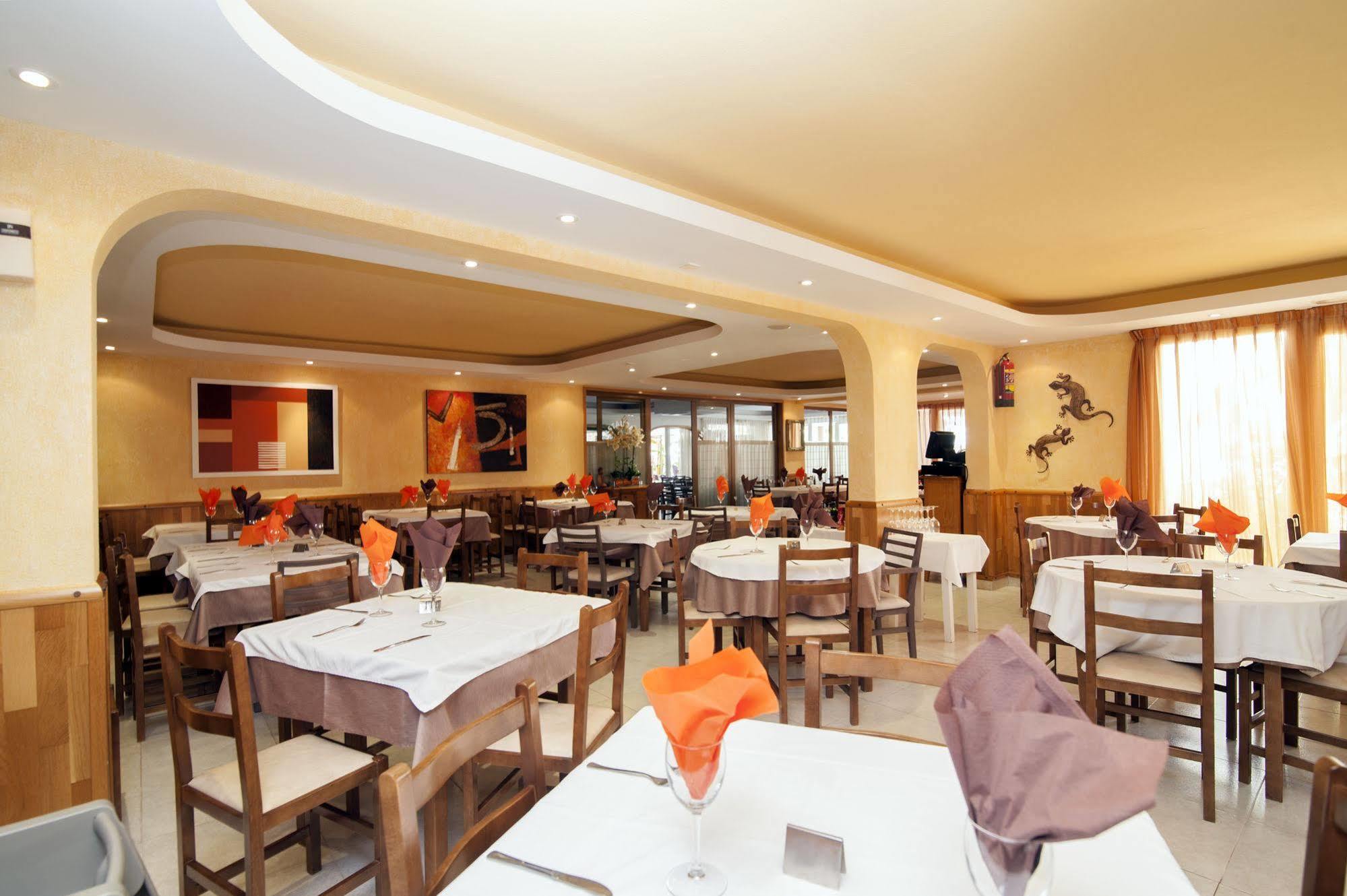 Casa Luis Apartments Santa Eularia des Riu Dış mekan fotoğraf