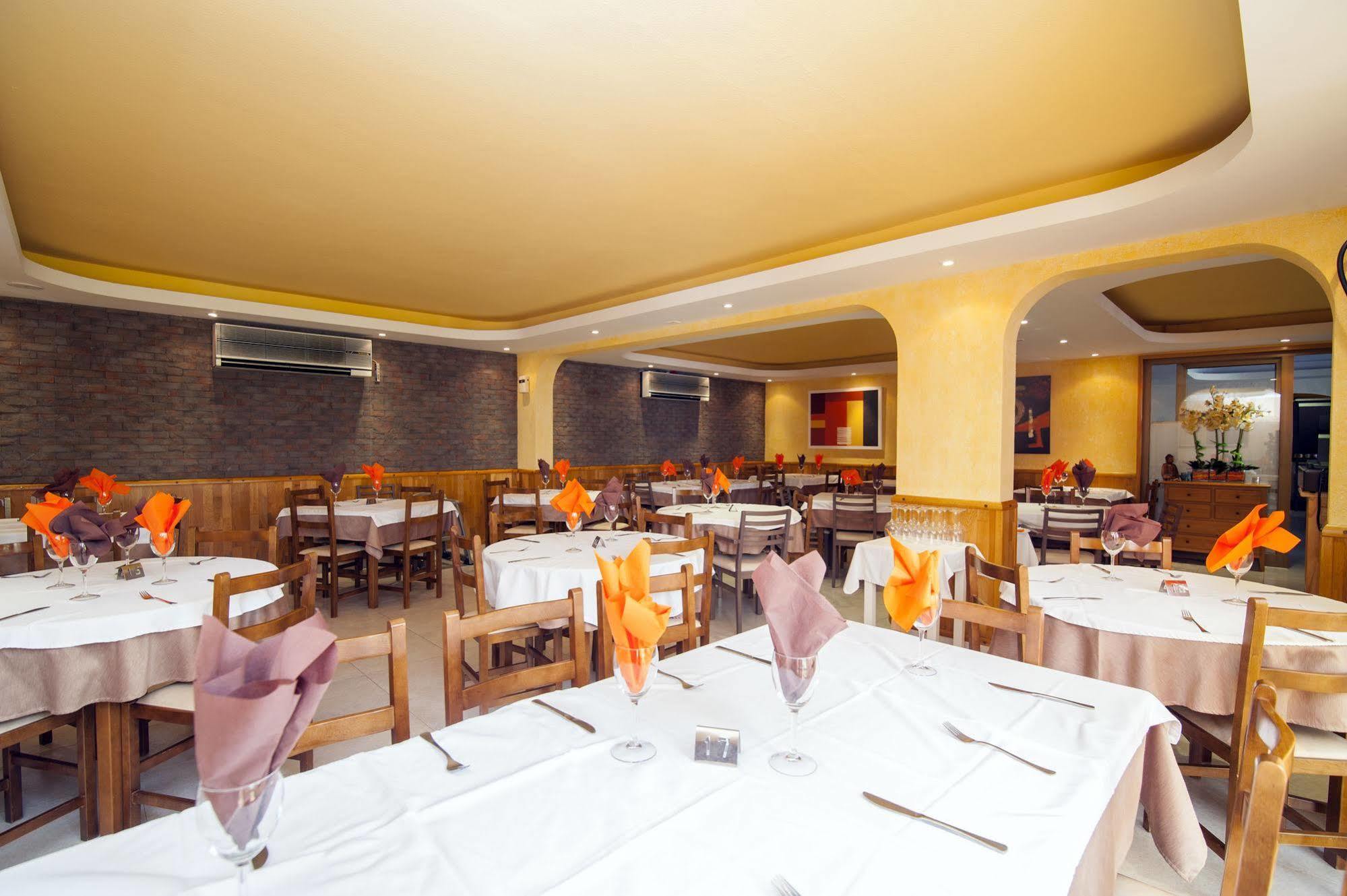 Casa Luis Apartments Santa Eularia des Riu Dış mekan fotoğraf